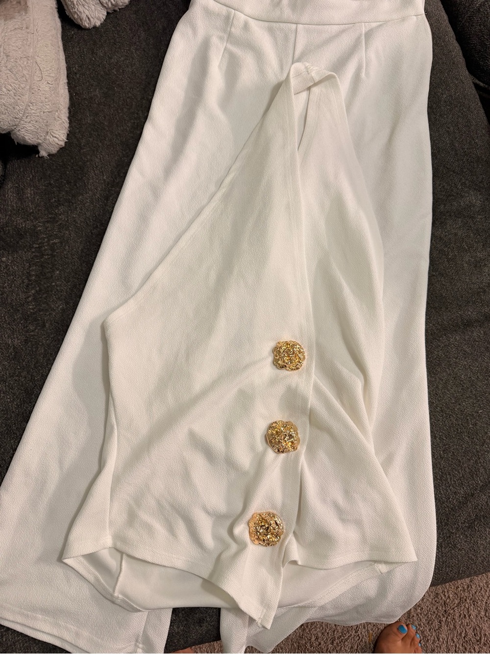 SHEIN White Wide-Leg Jumpsuit with Gold Buttons - Picture 4 of 5